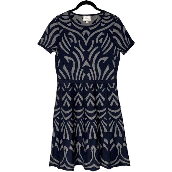 eci Sweater Dress Short Sleeve Fit & Flare Navy Blue Gray Mini Women's Medium - Picture 2 of 16